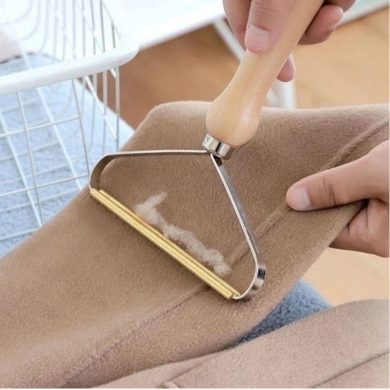 Eliminate pet hair in a single pass 